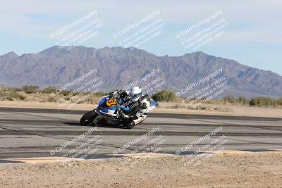 media/Jan-18-2026-CVMA (Sun) [[519f600f45]]/Race 13-Formula 40 Open/